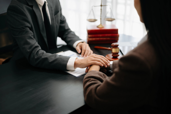 How Can a Truck Accident Lawyer Help?